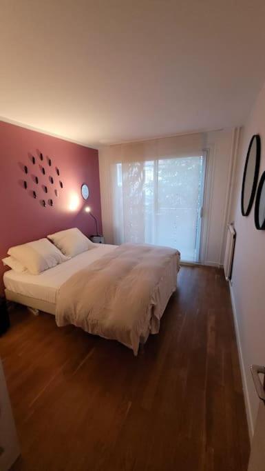 Lovely Artist Appartment Париж Экстерьер фото