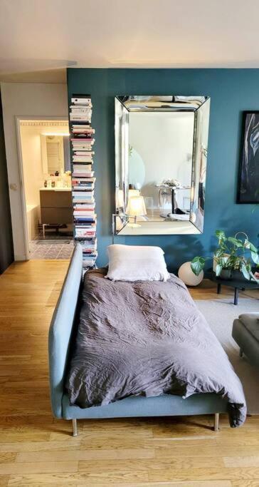 Lovely Artist Appartment Париж Экстерьер фото